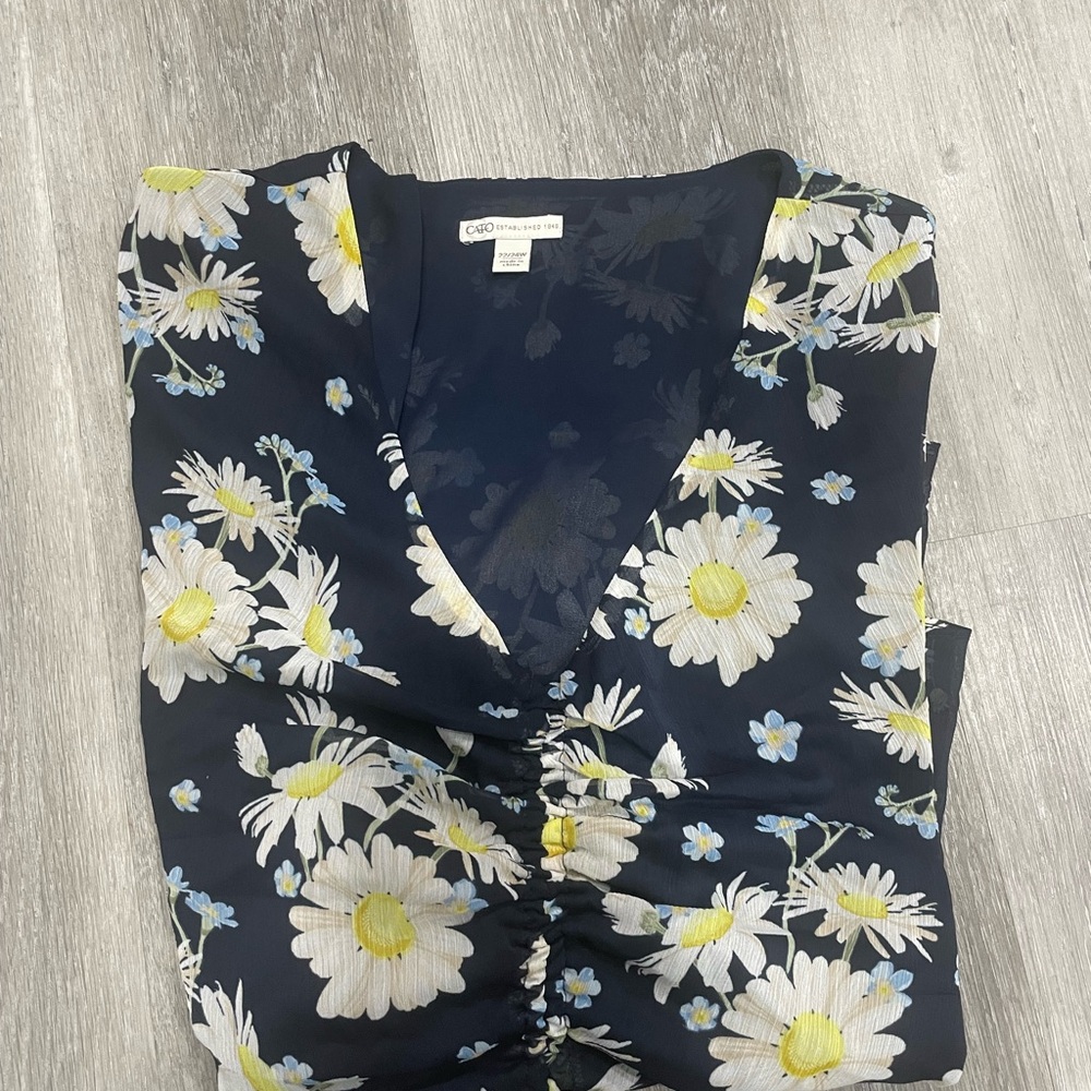 Plus size women’s long sleeve floral blouse